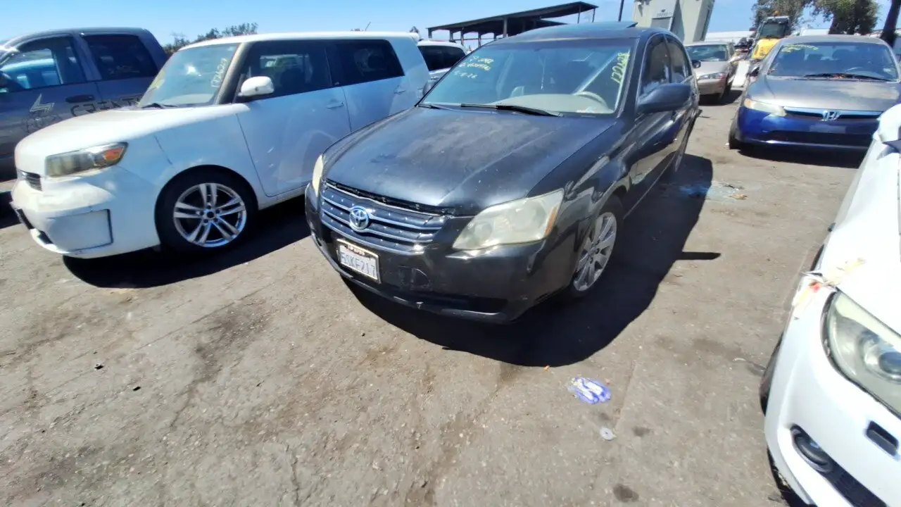 Photo of 2006 Toyota Avalon