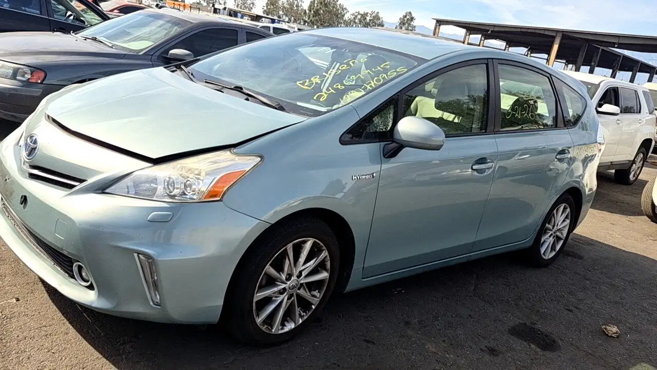 Photo of 2014 Toyota Prius V