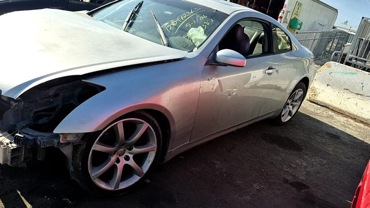 Photo of 2003 Infiniti G35