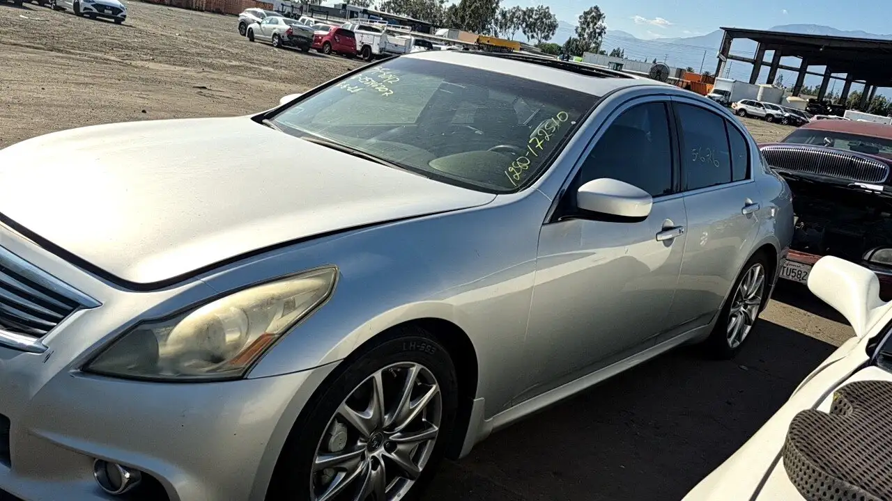 Photo of 2013 Infiniti G37