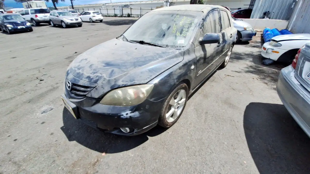 Photo of 2005 Mazda 3