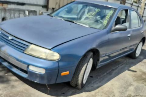 Photo of 1997 Nissan Altima