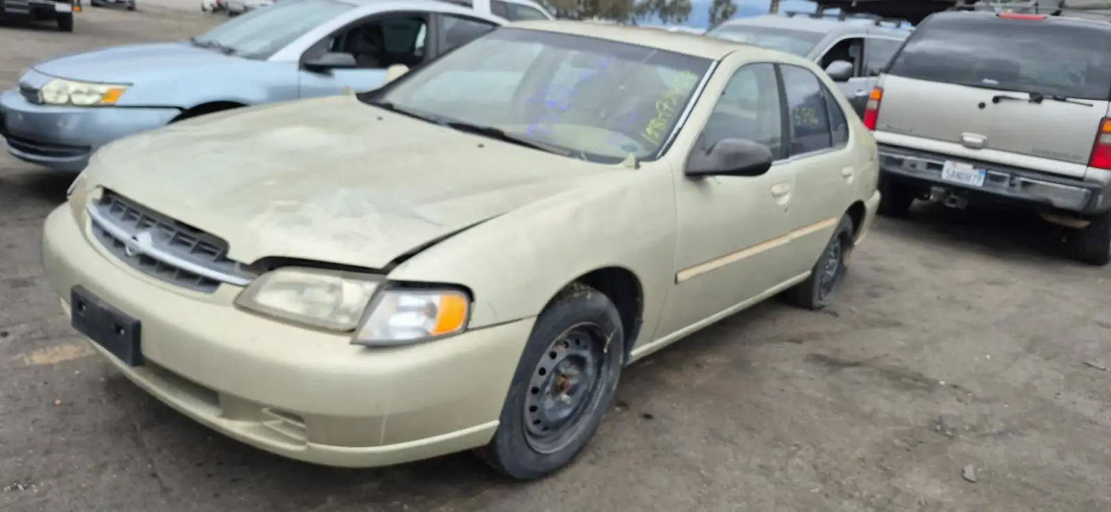 Photo of 1999 Nissan Altima