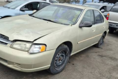 Photo of 1999 Nissan Altima