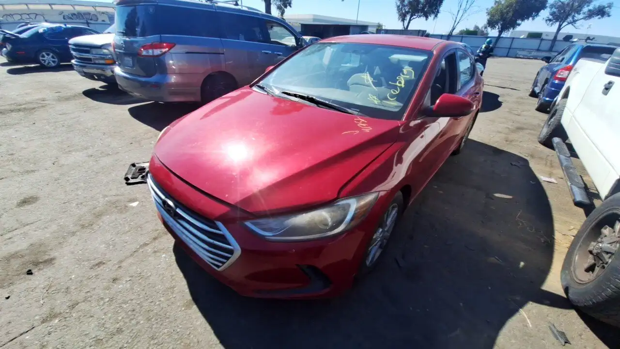Photo of 2018 Hyundai Elantra
