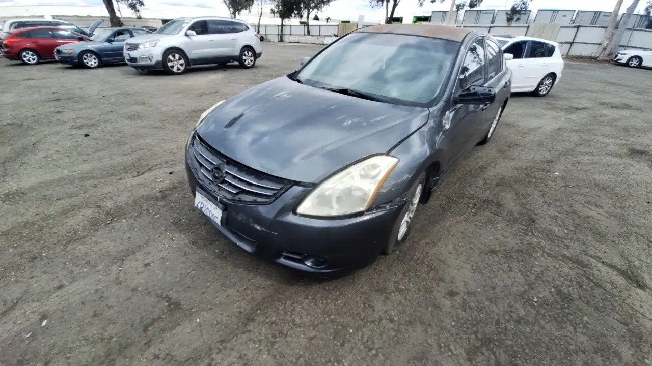 Photo of 2011 Nissan Altima