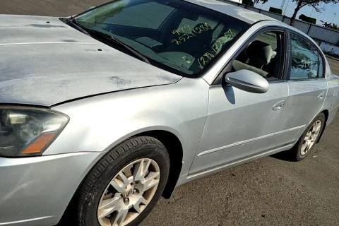 Photo of 2005 Nissan Altima
