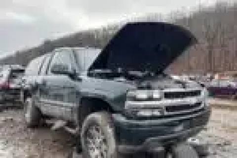 Photo of 2003 Chevrolet Suburban