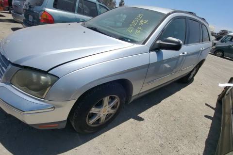 Photo of 2004 Chrysler Pacifica