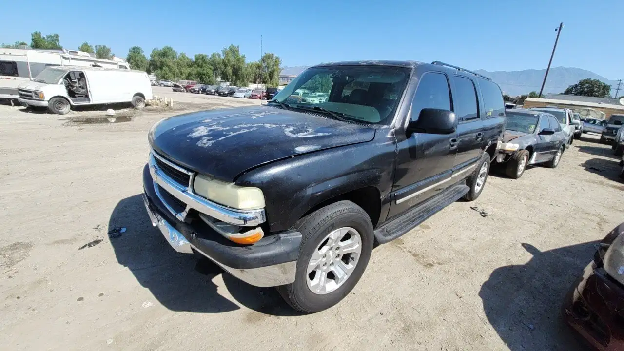 Photo of 2004 Chevrolet Suburban 1500