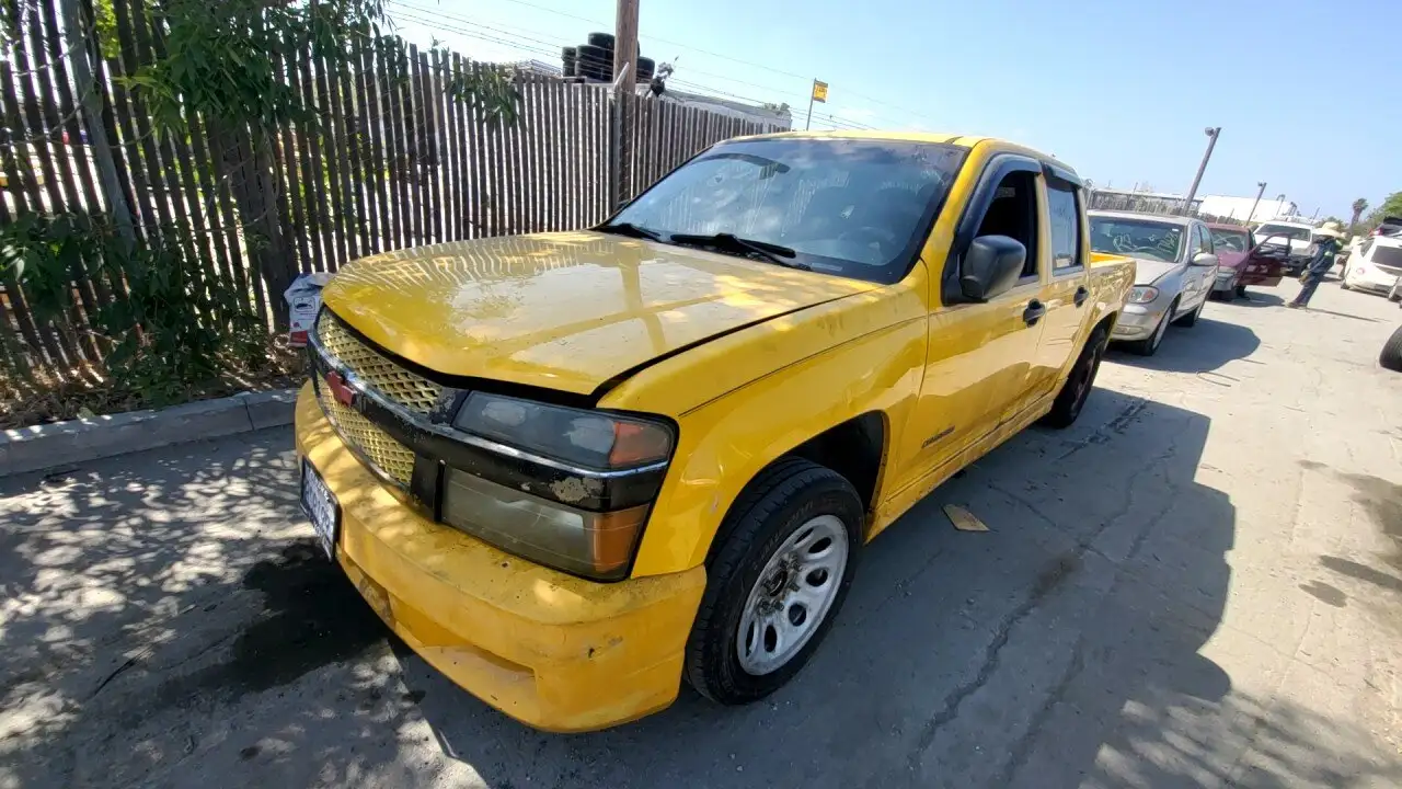 Photo of 2004 Chevrolet Colorado