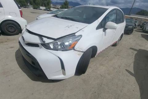 Photo of 2016 Toyota Prius V