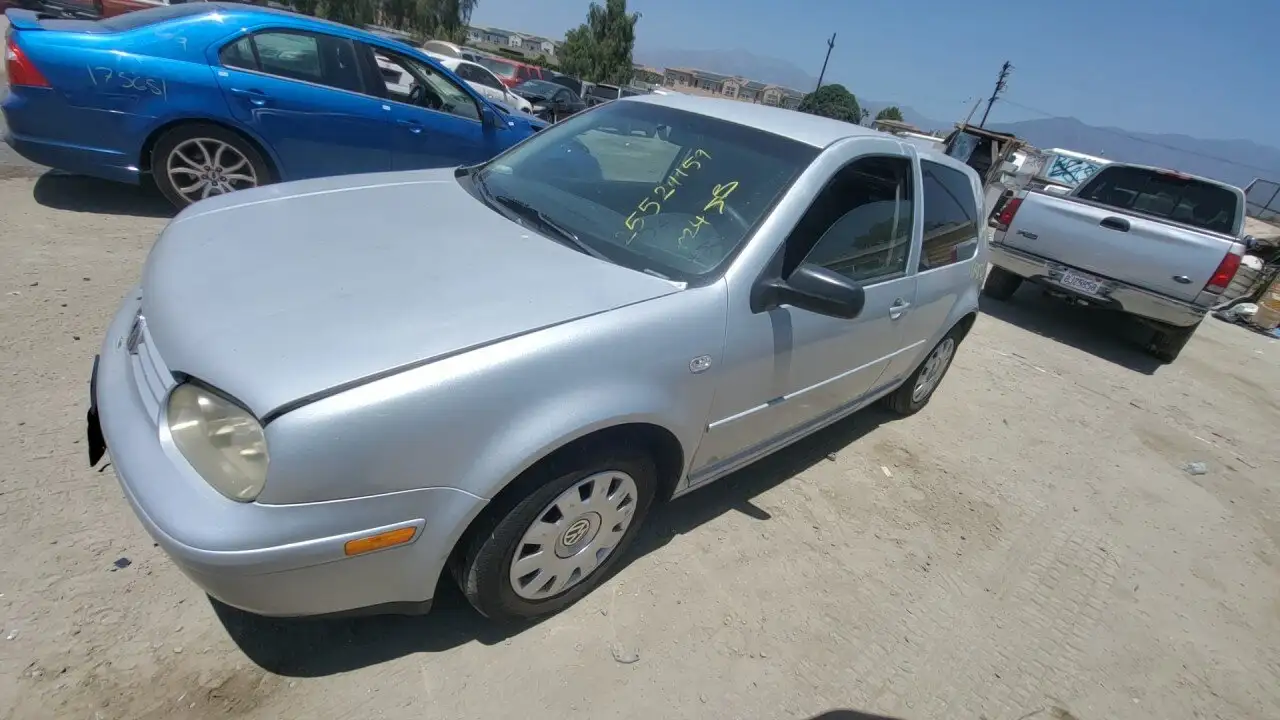 Photo of 2001 Volkswagen Golf
