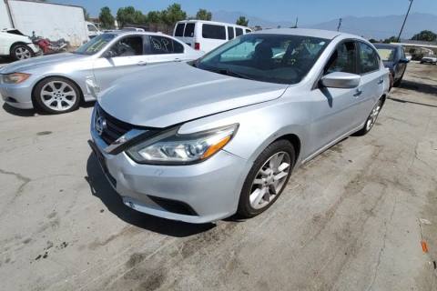 Photo of 2016 Nissan Altima