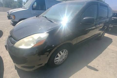 Photo of 2008 Toyota Sienna