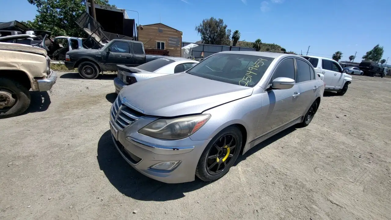 Photo of 2012 Hyundai Genesis
