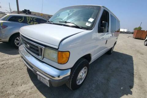 Photo of 2007 Ford E-150