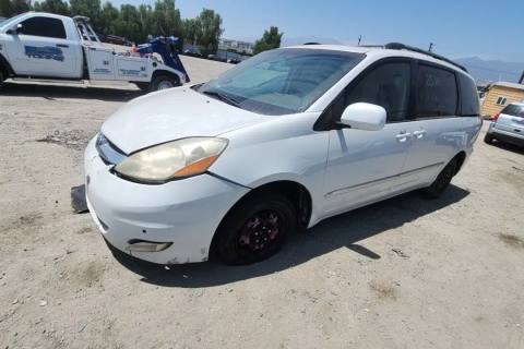 Photo of 2006 Toyota Sienna