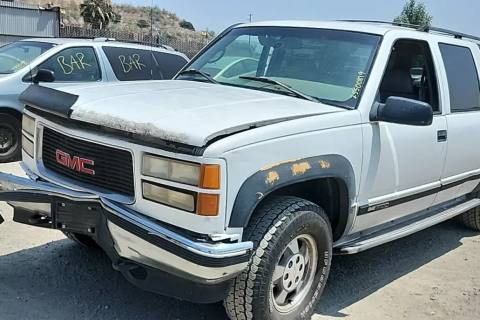 Photo of 1996 Gmc K1500 Suburban