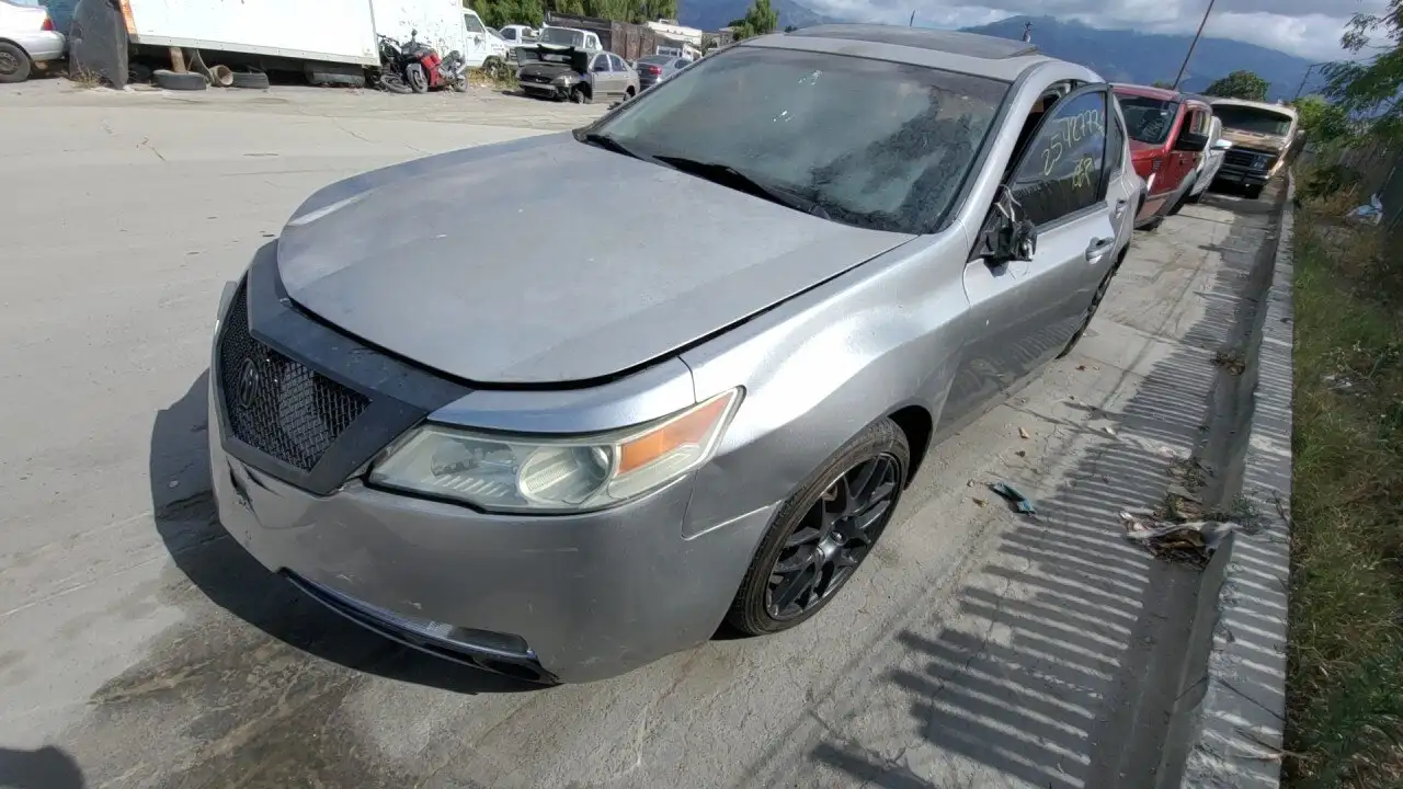 Photo of 2010 Acura Tl