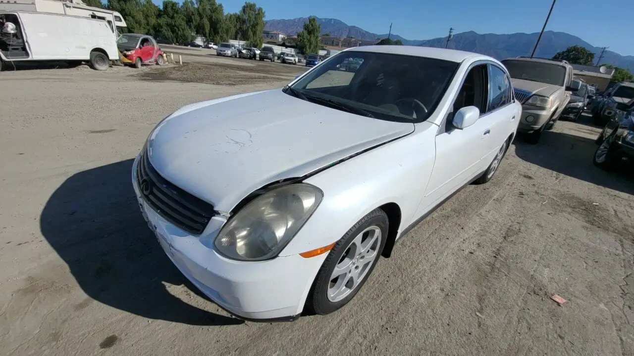 Photo of 2004 Infiniti G35