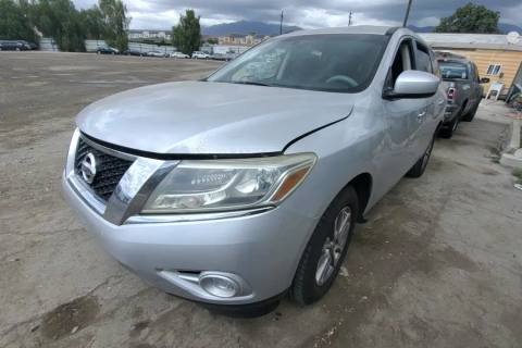Photo of 2014 Nissan Pathfinder