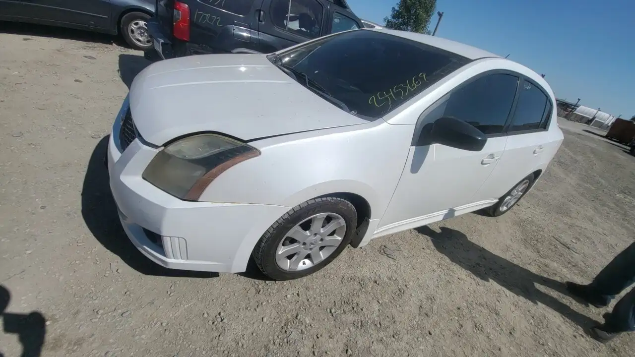 Photo of 2010 Nissan Sentra