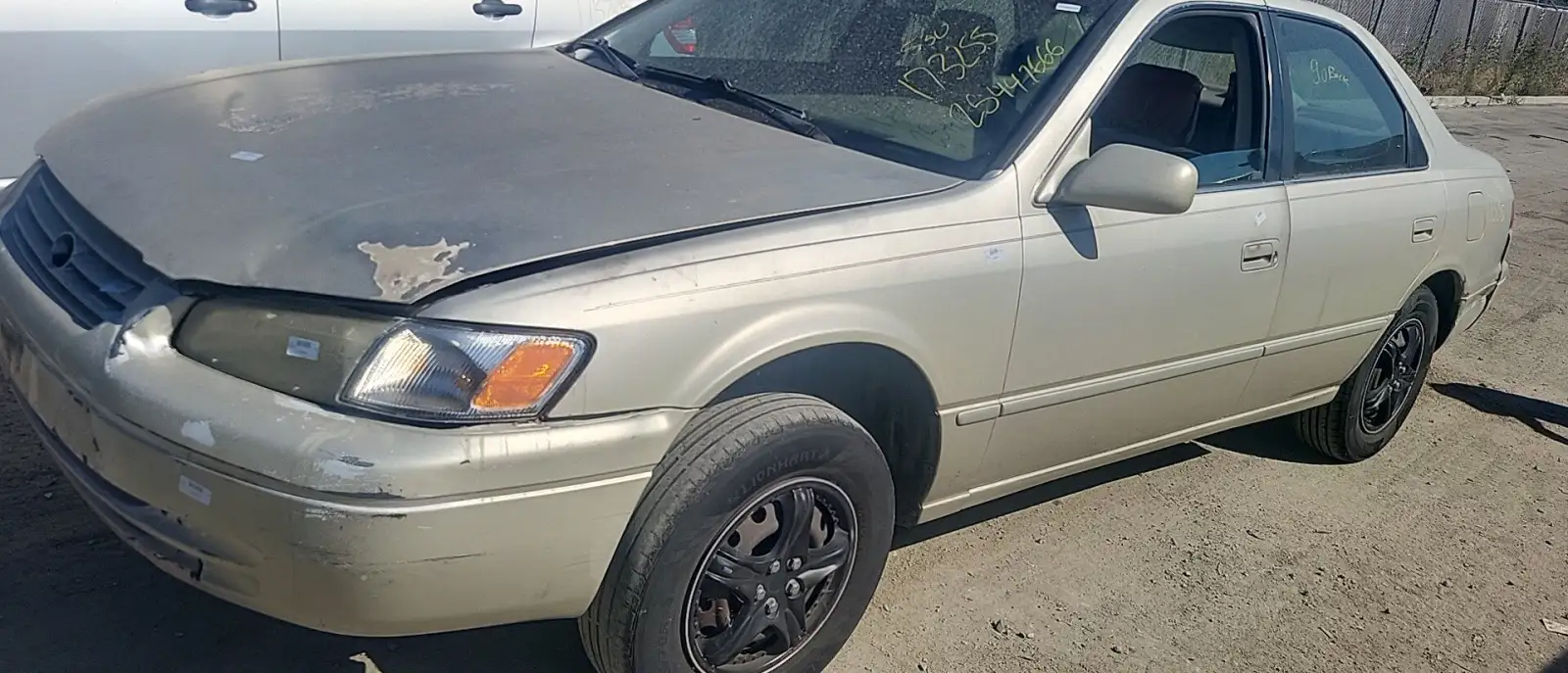 Photo of 1999 Toyota Camry