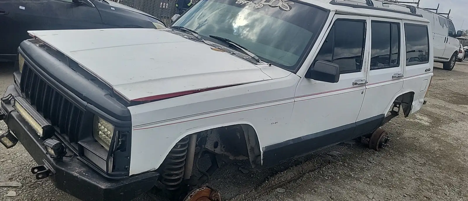 Photo of 1991 Jeep Cherokee