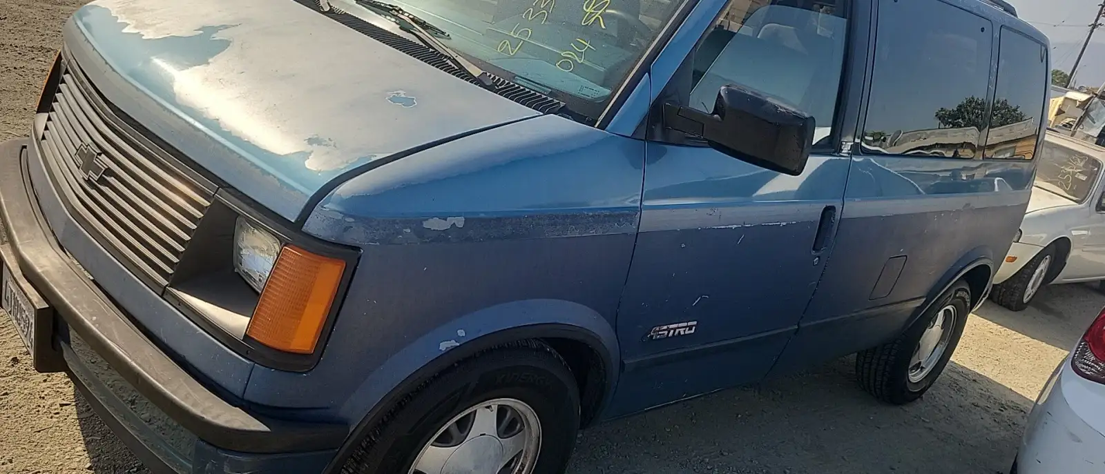 Photo of 1987 Chevrolet Astro