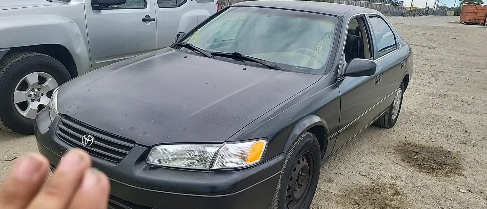 Photo of 1999 Toyota Camry