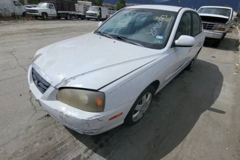 Photo of 2004 Hyundai Elantra