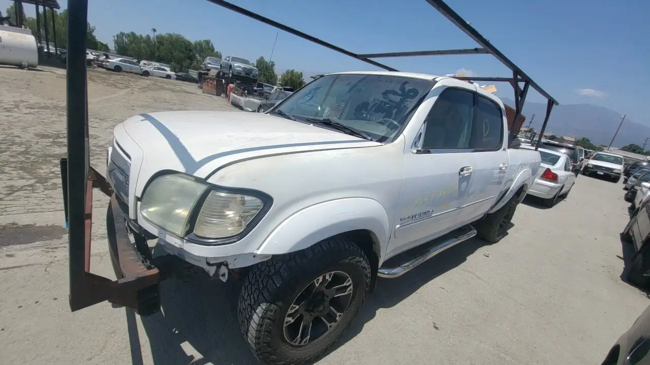 Photo of 2004 Toyota Tundra