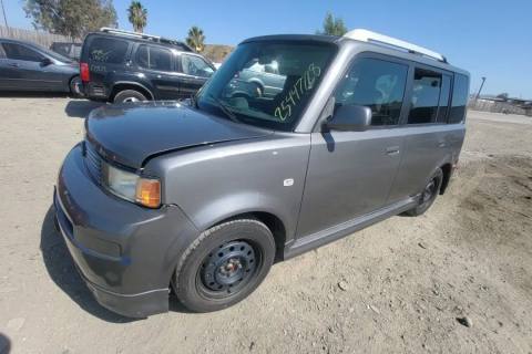 Photo of 2004 Scion Xb