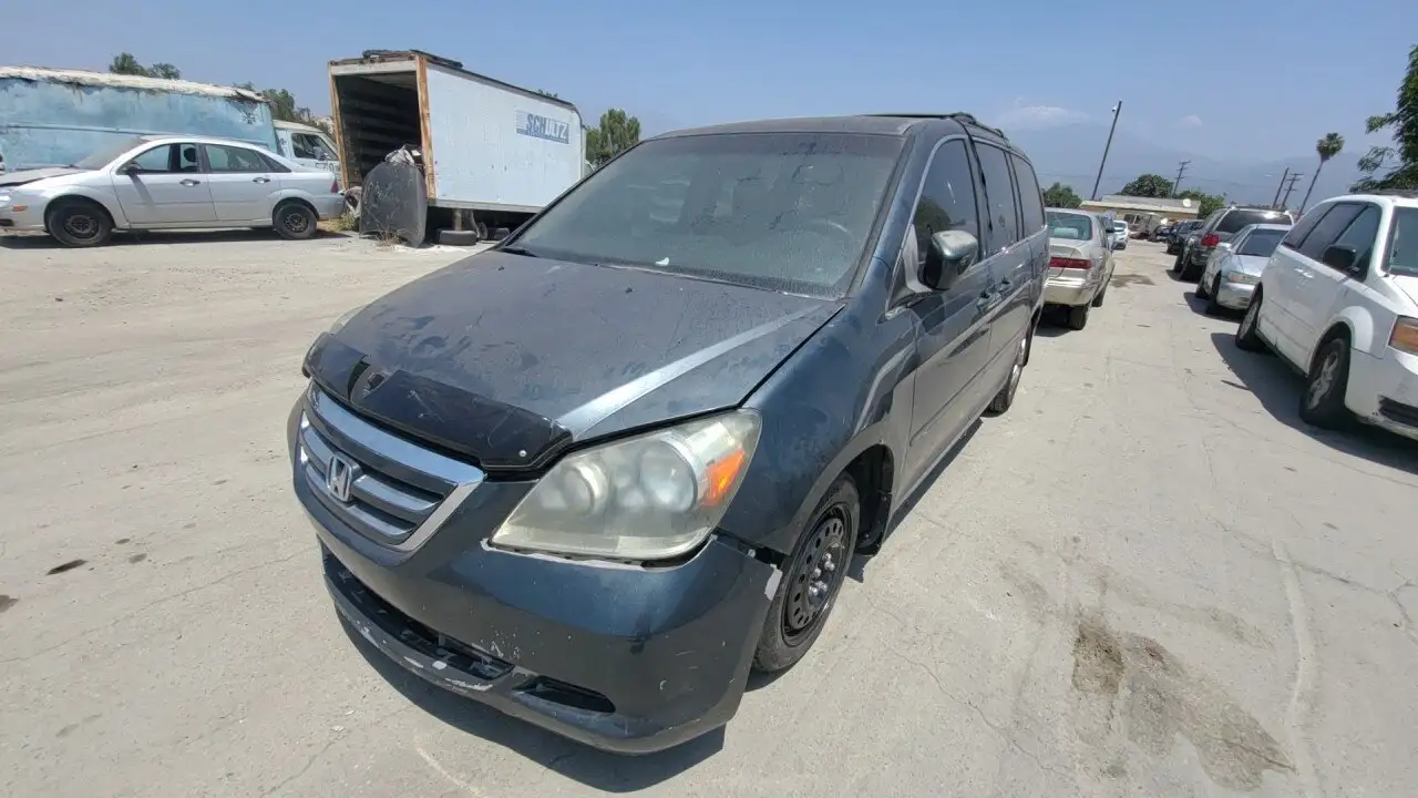 Photo of 2005 Honda Odyssey