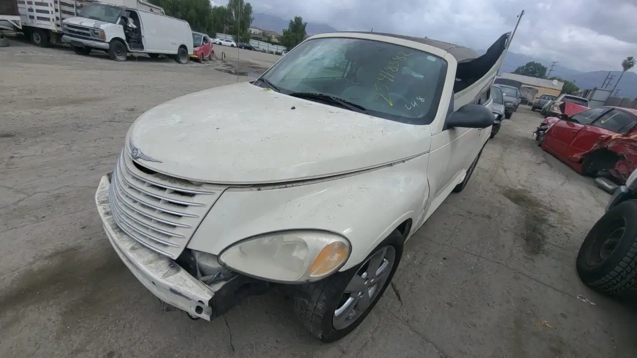 Photo of 2005 Chrysler Pt Cruiser