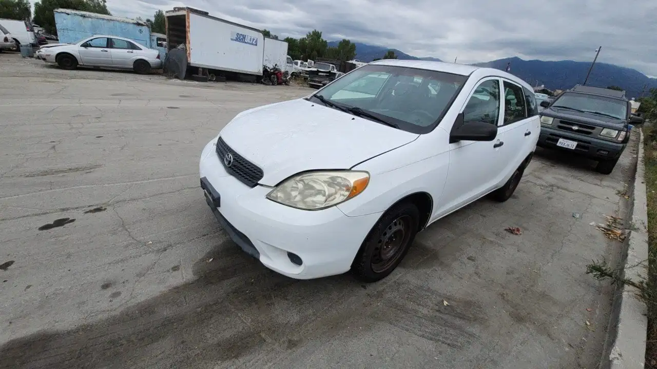 Photo of 2005 Toyota Matrix
