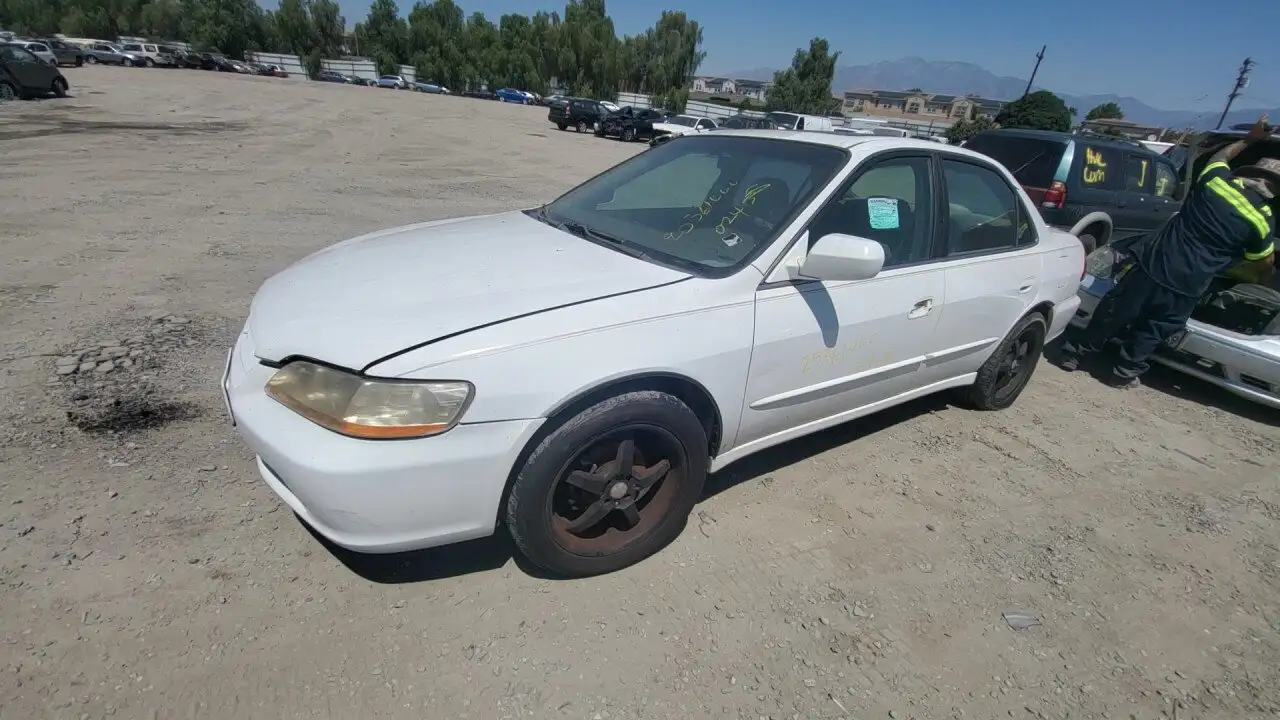 Photo of 2000 Honda Accord