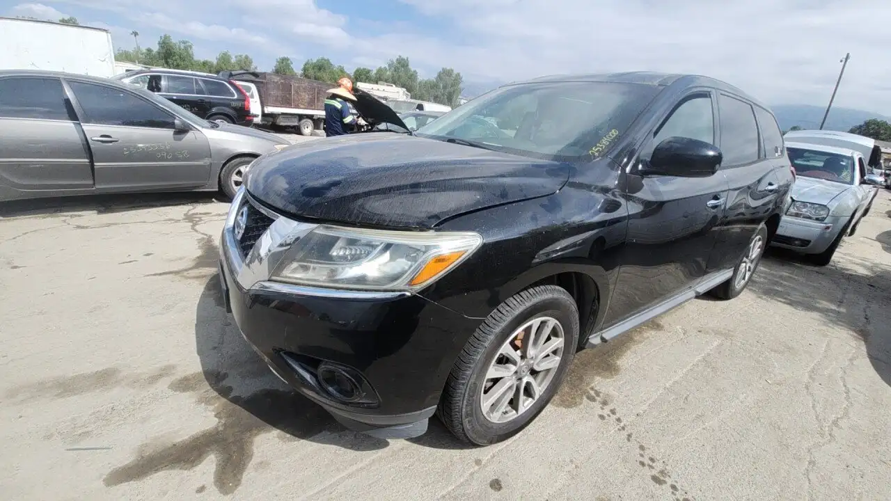 Photo of 2013 Nissan Pathfinder