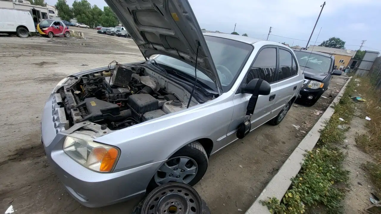 Photo of 2002 Hyundai Accent
