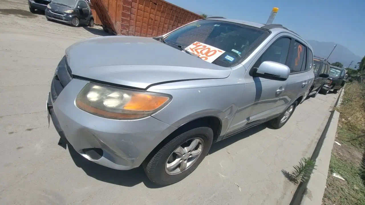 Photo of 2008 Hyundai Santa Fe