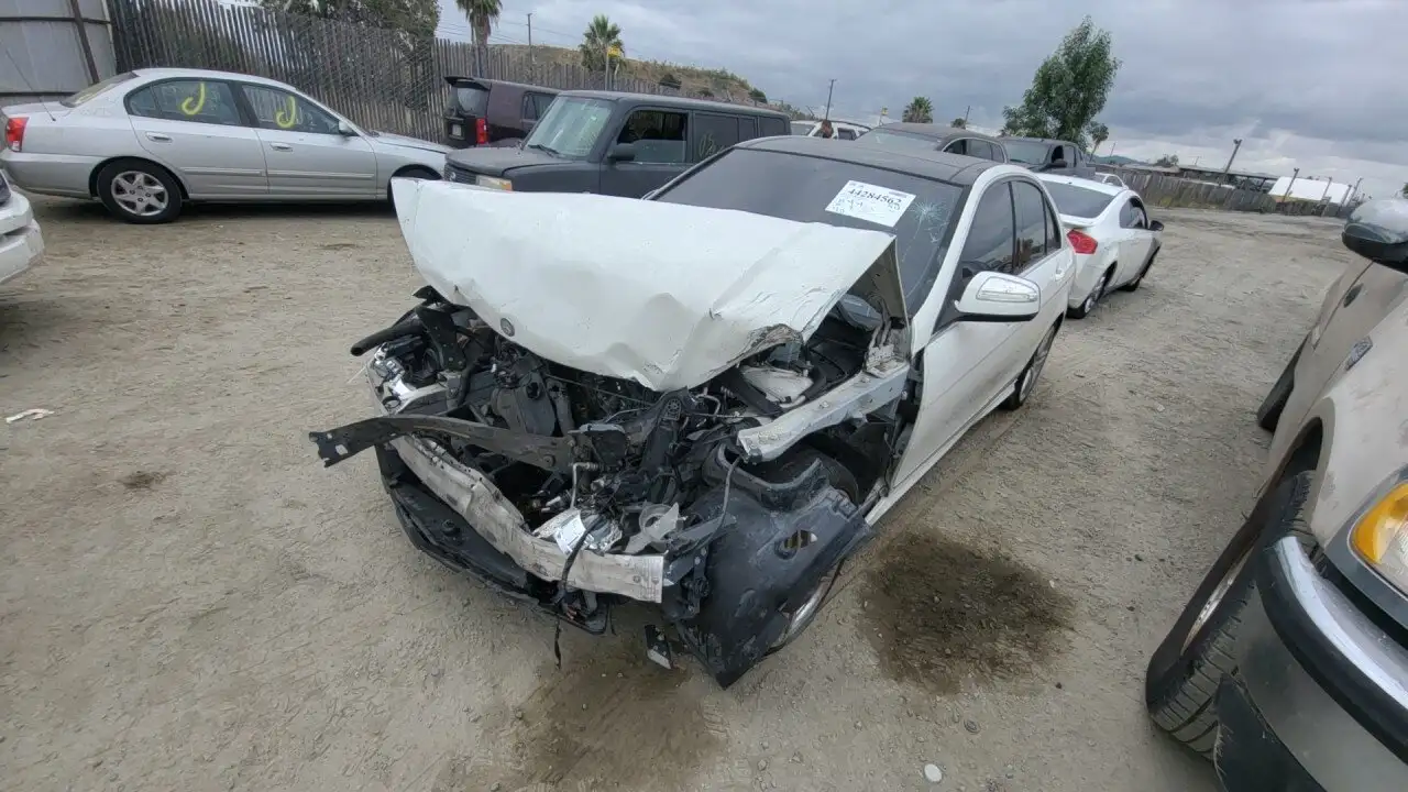 Photo of 2009 Mercedes-Benz C300