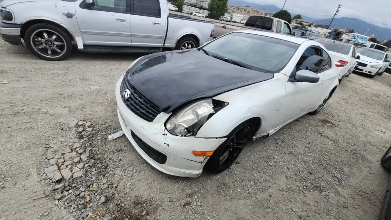 Photo of 2005 Infiniti G35