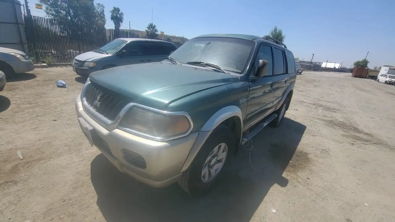 Photo of 2003 Mitsubishi Montero Sport