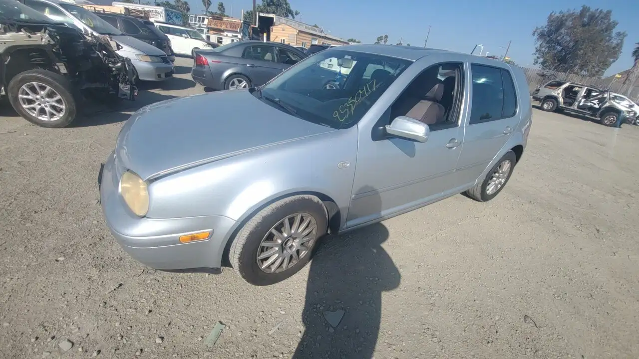 Photo of 2004 Volkswagen Golf