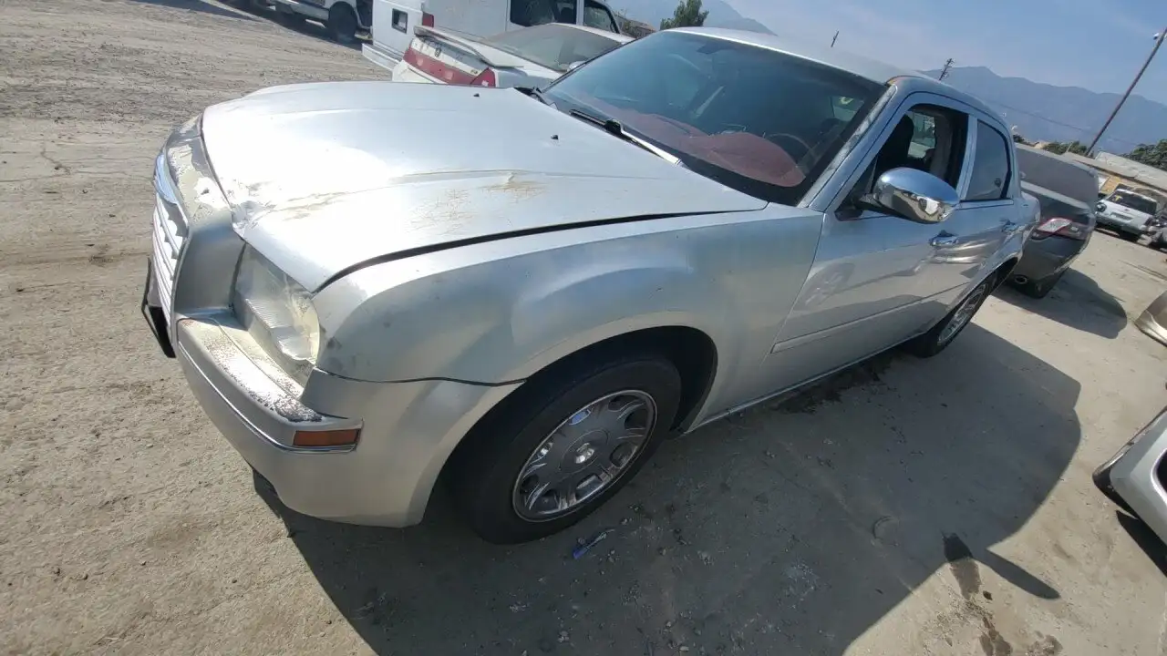 Photo of 2005 Chrysler 300