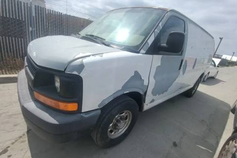 Photo of 2006 Chevrolet Express 2500