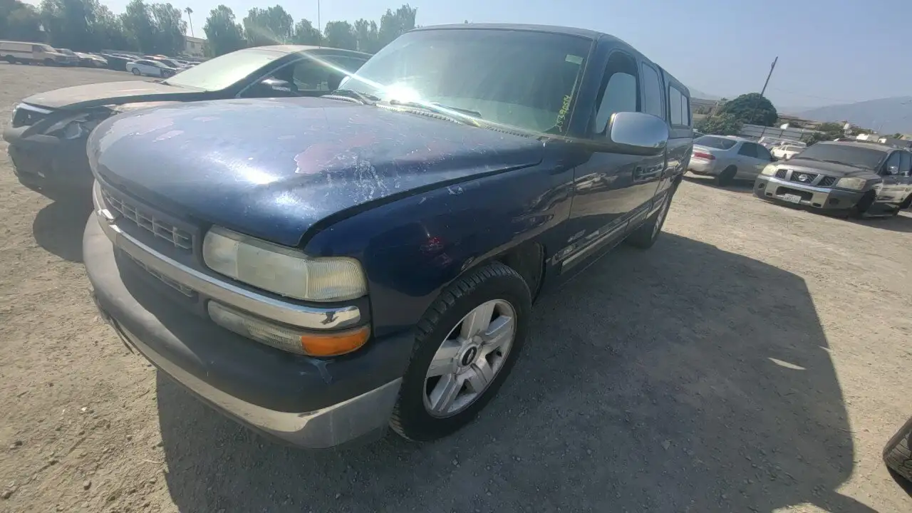 Photo of 2002 Chevrolet Silverado 1500