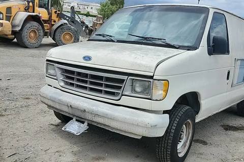 Photo of 1992 Ford E-250 Econoline