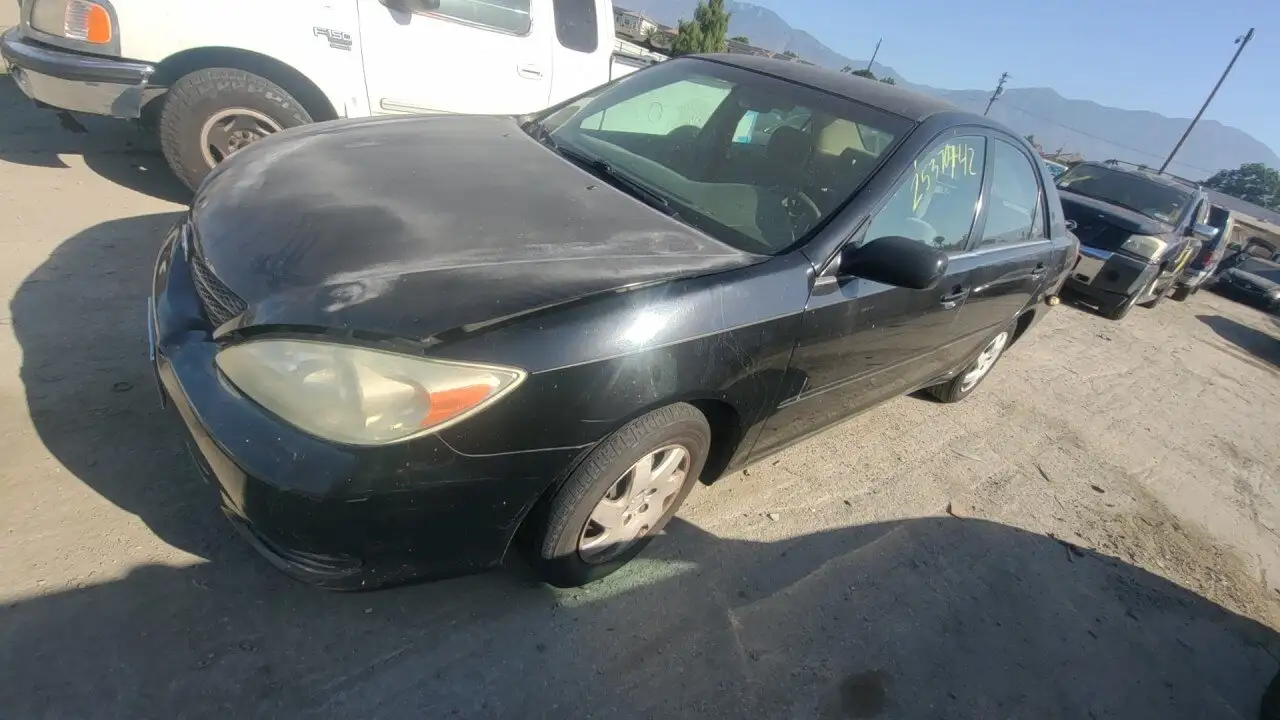 Photo of 2004 Toyota Camry
